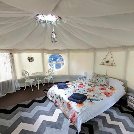 Luxury Glamping @Moulin Des Forges Hotel Moutier-Malcard Exterior foto